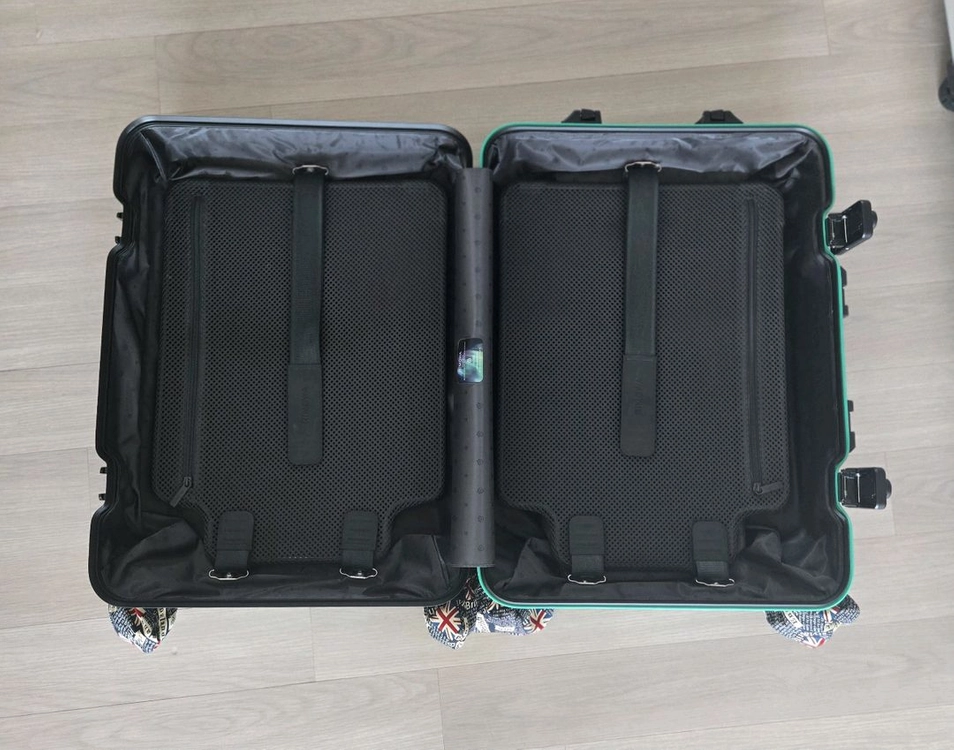 리모와(RIMOWA) 오로라 리미티드 한정판 (연휴동안만 가격 내려요) 이미지