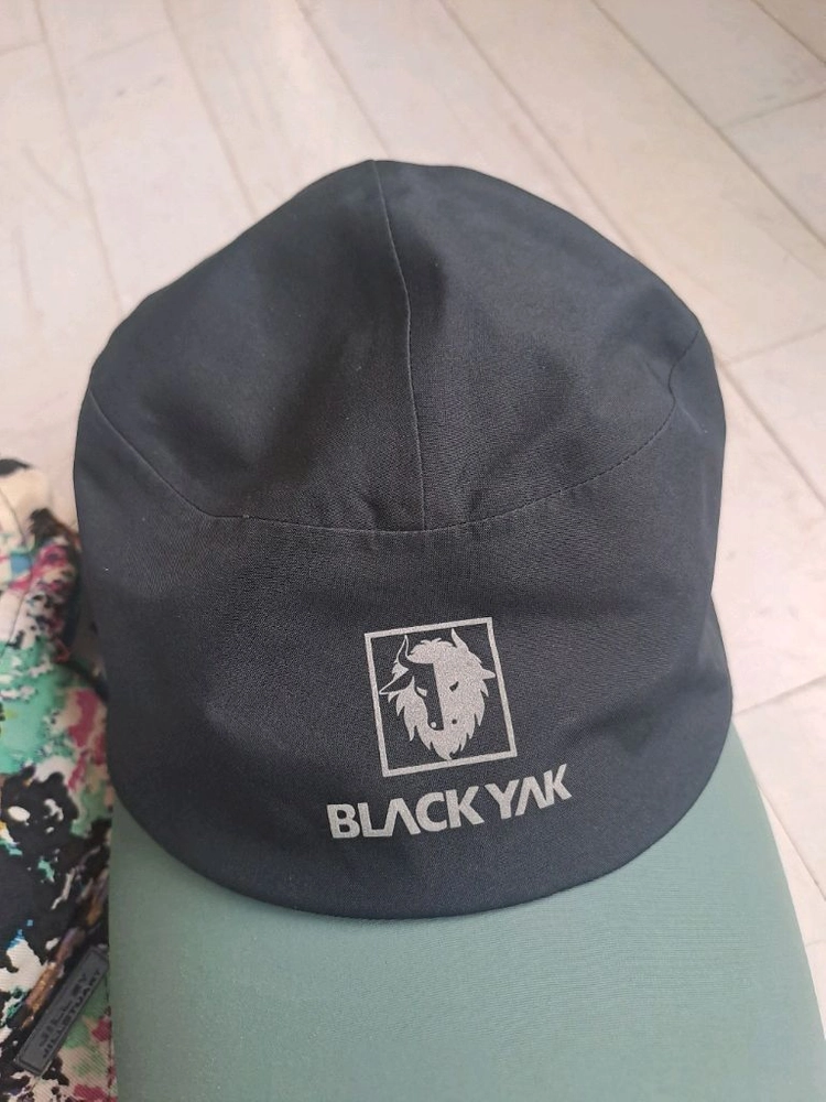 노스페이스, 블랙야크, 질스튜어트 브랜드 모자 3개 이미지