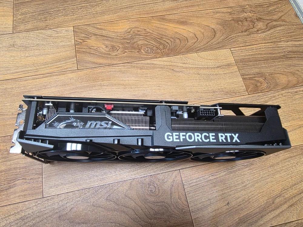 MSI RTX 4080 SUPER 팝니다 이미지