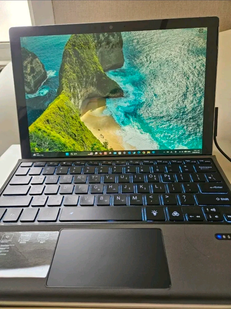 마이크로소프트 서피스프로 서피스 프로4 i5 8/256Gb 블루투스 타입커버 키보드 포함 이미지
