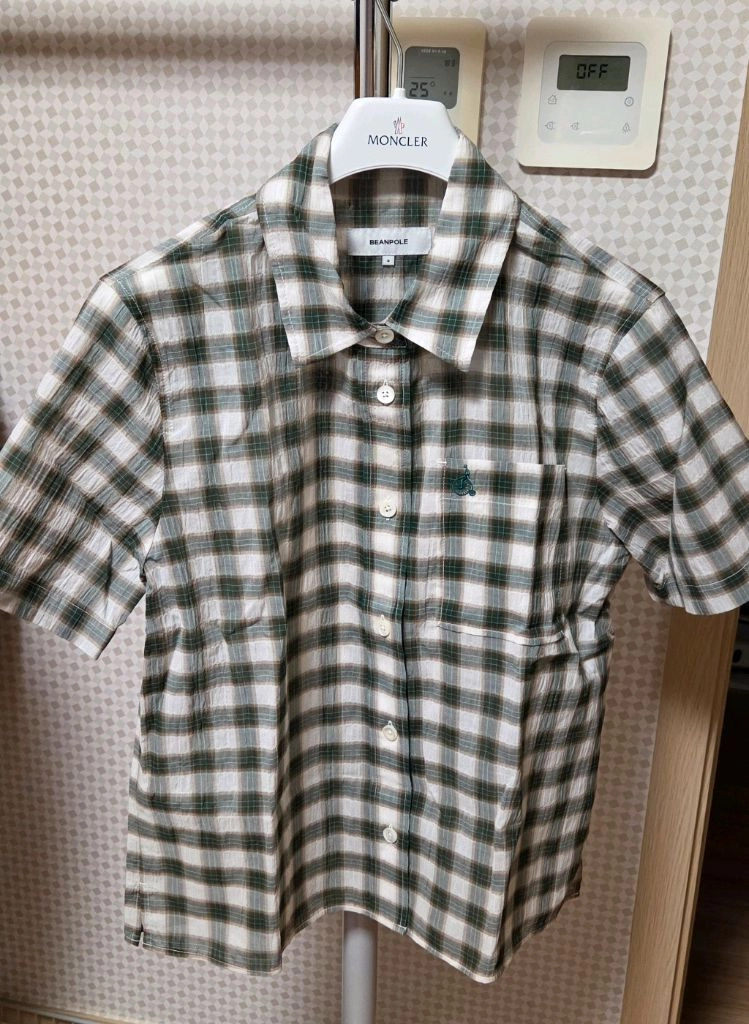 [새상품] 빈폴레이디스 시어서커 체크 반팔 셔츠팝니다. (Size S) 이미지