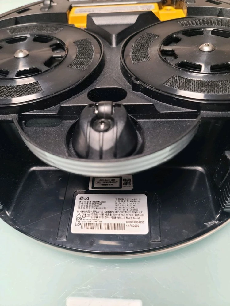 LG 코드제로 물걸레 로봇청소기 M0972WA(S급,2024년7월산,3시간1분작동) 이미지