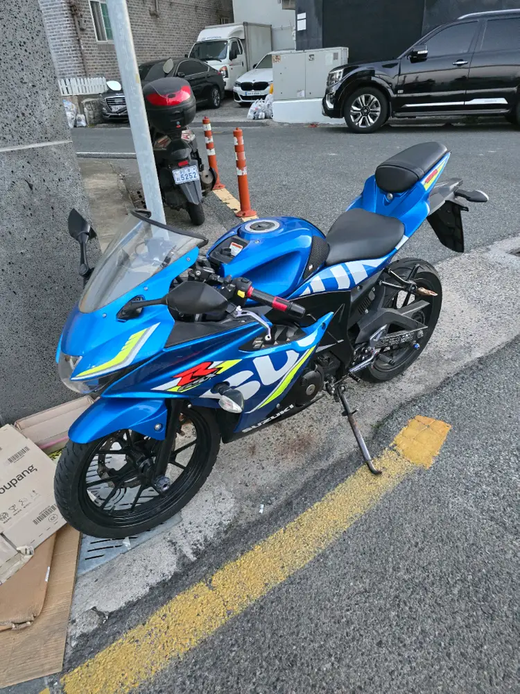 스즈키 gsx-r125 18년식 277xxkm 이미지