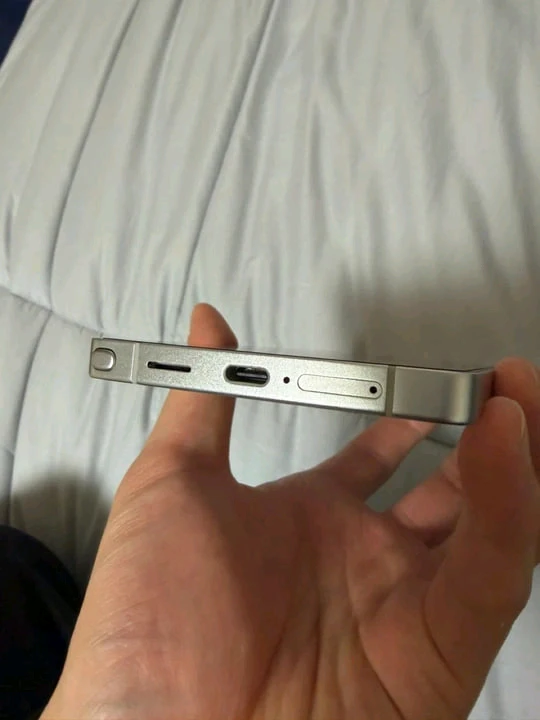 갤럭시 S25 Ultra 256GB 화이트 이미지