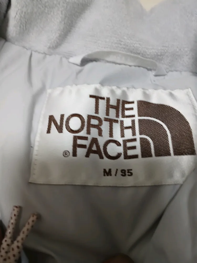 노스페이스 패딩 이미지