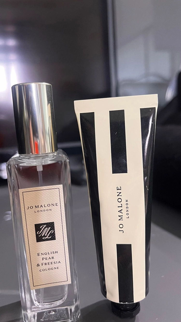조말론 잉글리쉬 페어 앤 프리지아 향수 30ml + 핸드크림 30ml 이미지