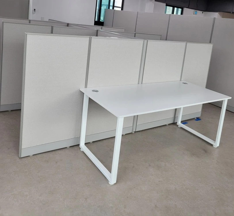 회의용테이블 회의용의자 파티션 책상 의자 서랍 원탁 작업탁자 수납장 캐비넷 책장 원형테이블 작업탁자 이미지