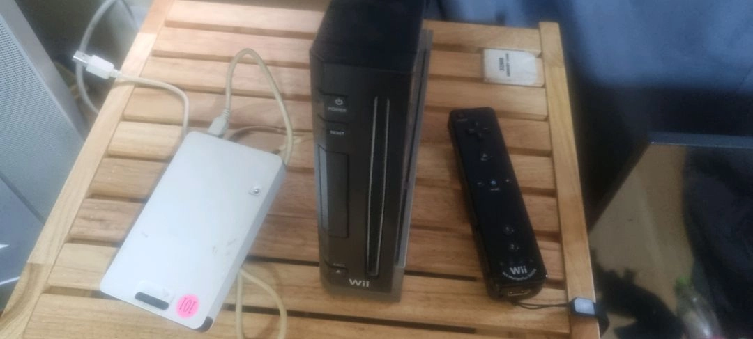 닌텐도 wii 일판 본체+하드1인셋 - 안심되는 중고거래