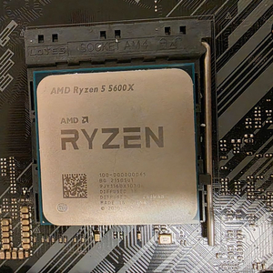 라이젠 5600X / B550 TUF Gaming plus 이미지
