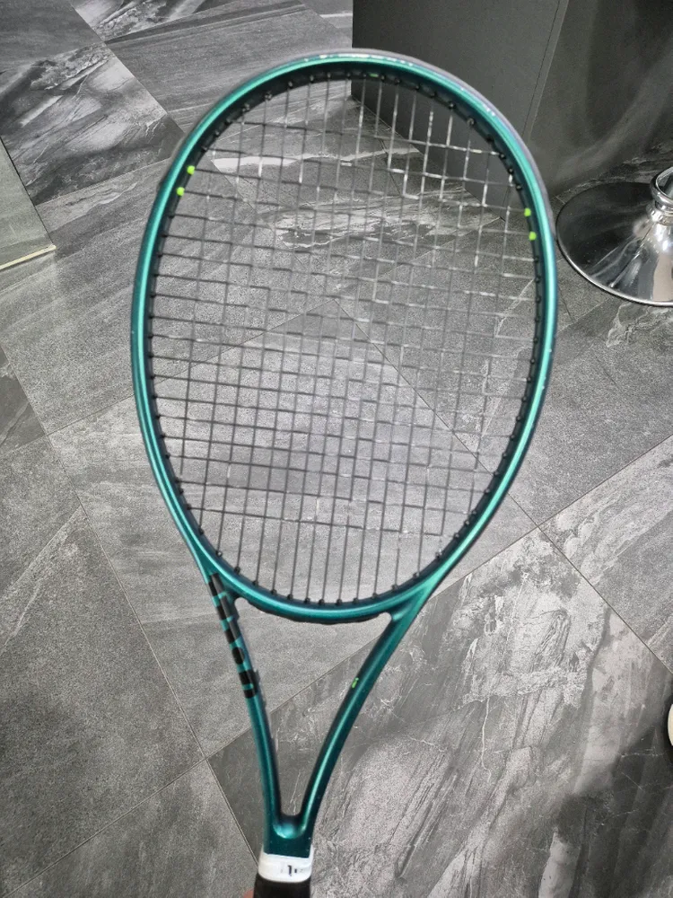 윌슨 블레이드 V9 테니스 라켓 98, 305g, 2그립 이미지