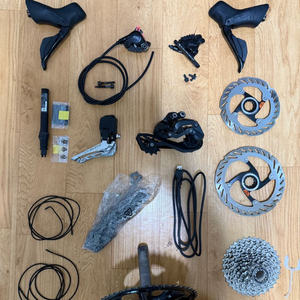 시마노(Shimano) 105 Di2 그룹셋(RD-R7150) 판매합니다 이미지