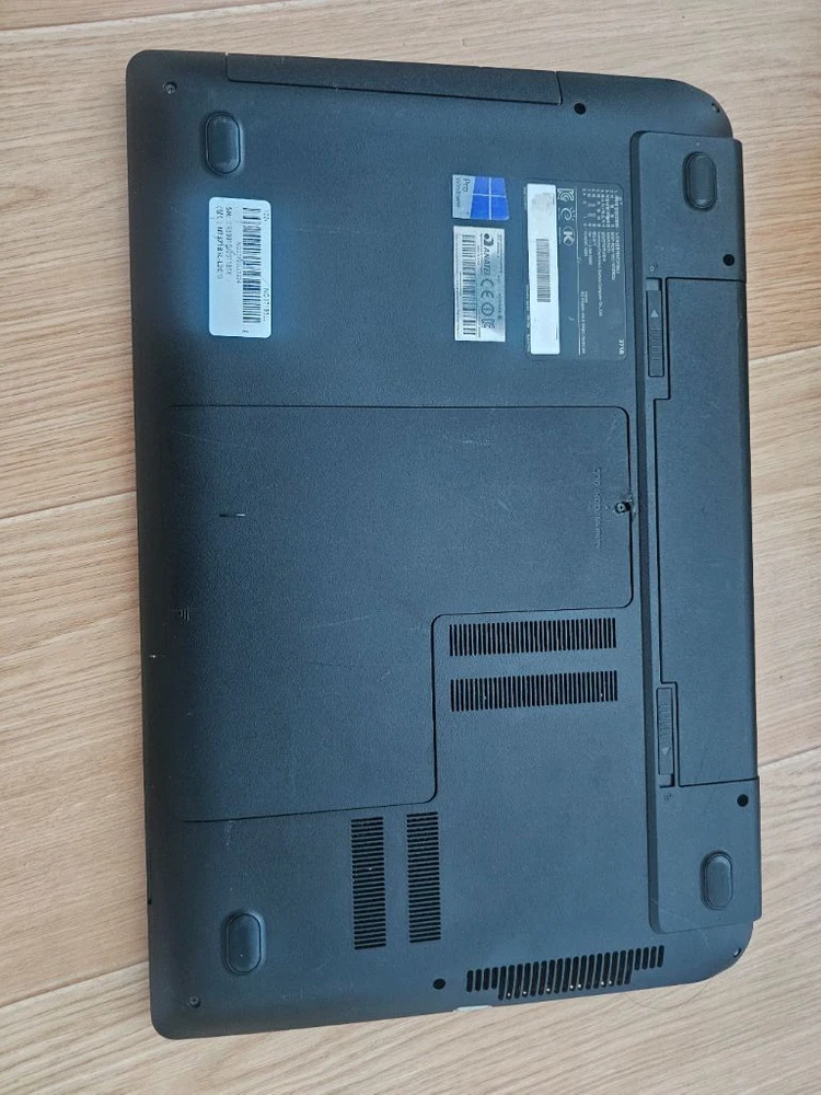 삼성 노트북 i5-6300HQ 8GB RAM 233GB SSD 이미지
