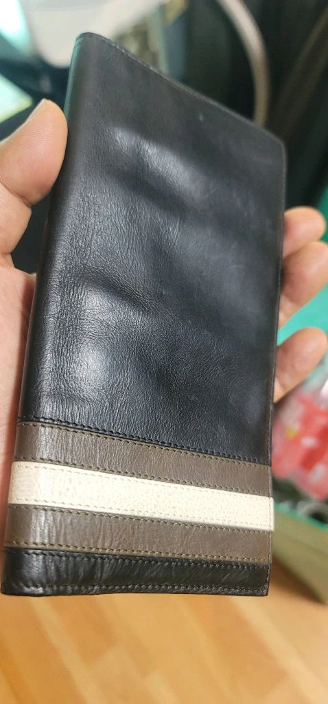 [정품] 발리(BALLY) 시그니처 가죽 장지갑 여성분이 사용하셔도 고급스렇습니다. (빈티지, 상태 최상)내용:평소 이미지