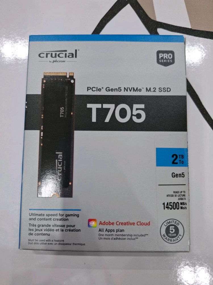 마이크론 Crucial T705 2TB M.2 ssd 미개봉 새제품 이미지
