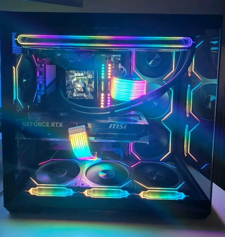 라이젠7 9800X3D RTX5080 신품PC 싸게 팝니다 이미지
