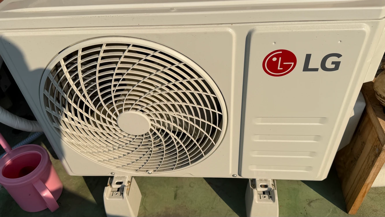 lg 휘센 6평 인버터 벽걸이 에어컨(실외기포함) 팝니다 이미지