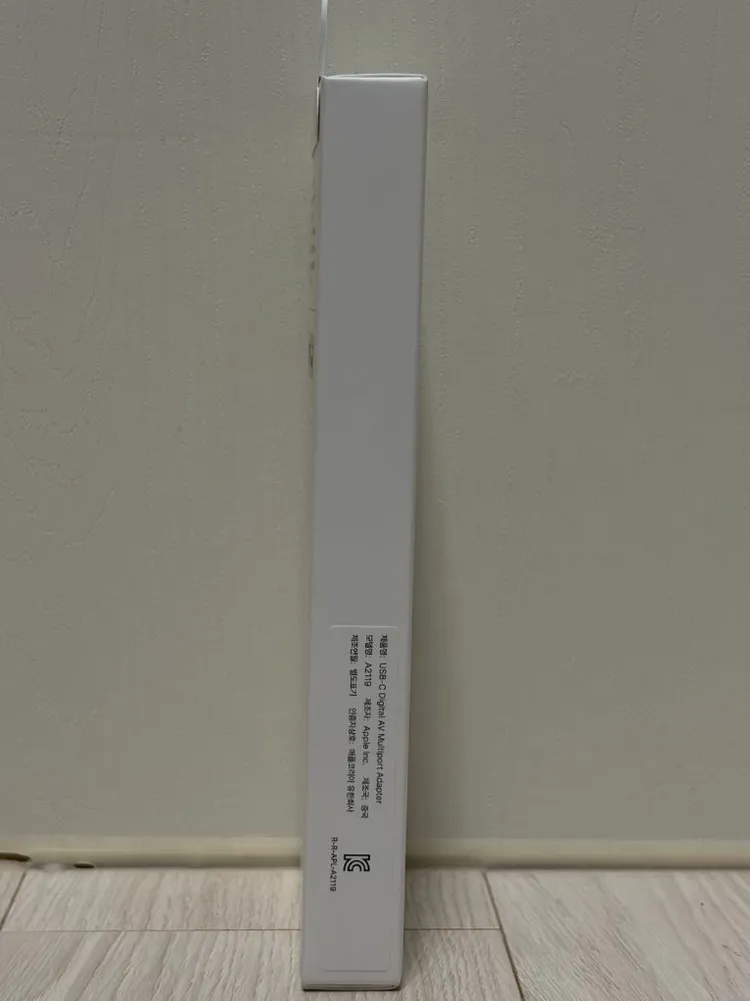 애플 USB-C Digital AV Multiport 어댑터 미개봉 판매합니다. 이미지