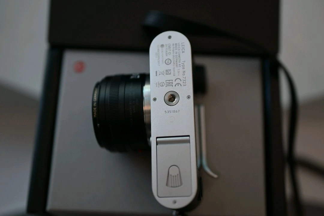 라이카 CL 실버 + Summicron 23mm f2 이미지