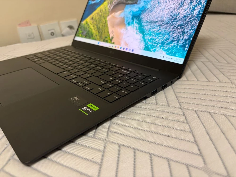 LG 그램프로 16 외장그래픽 RTX3050 탑재 모델 이미지