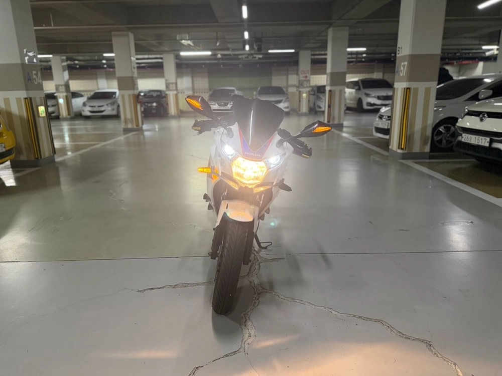 혼다 cbr125 2012년식 풀튜닝 판매합니다 이미지