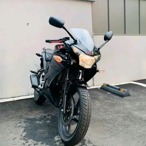 [HONDA]CBR125 / 16년식 짧은키로수 내외관깔끔 이미지