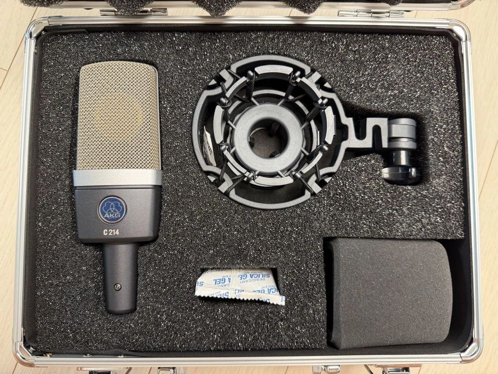 AKG C214 콘덴서 마이크 풀박스 정리합니다 이미지