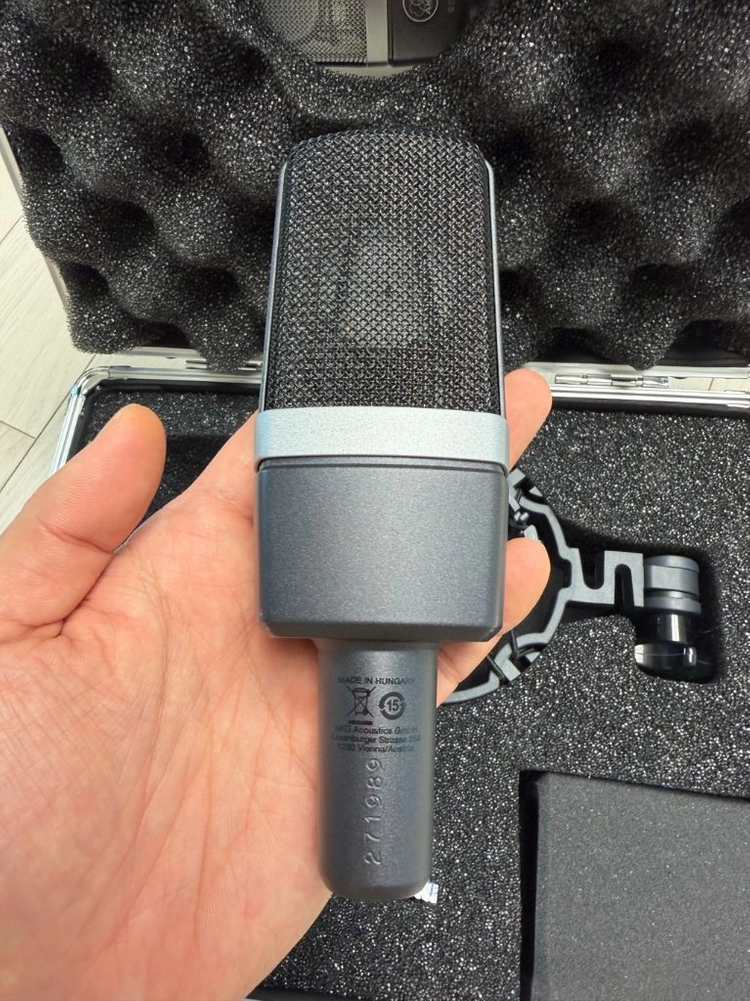 AKG C214 콘덴서 마이크 풀박스 정리합니다 이미지