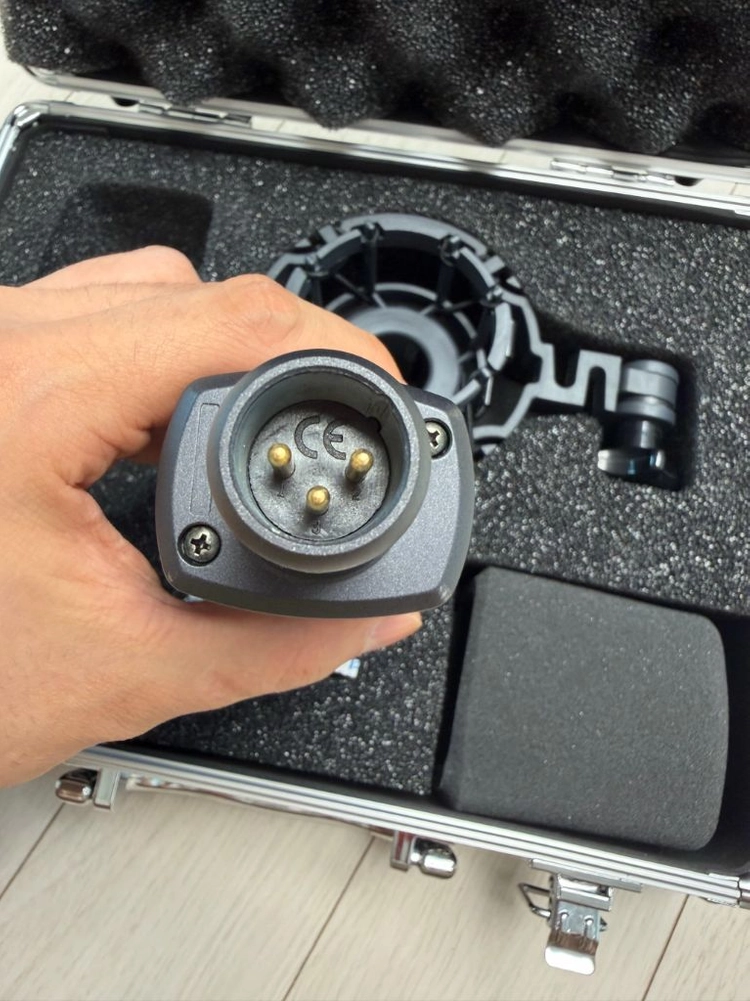 AKG C214 콘덴서 마이크 풀박스 정리합니다 이미지