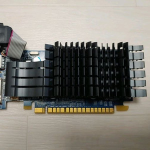 팬리스 무소음 GT520 1G 그래픽카드 이미지