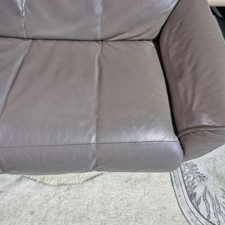 나뚜찌에디션 토비아 이태리 천연 전체가죽 3인소파서울경기근거리무료배송 이미지