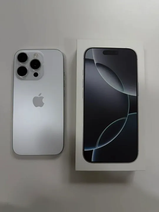 상태최상 아이폰 16 프로 256GB 화이트 이미지
