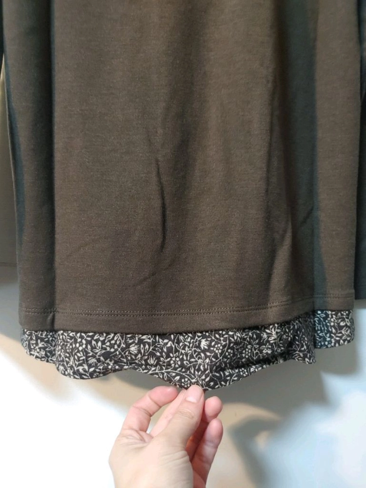 새상품 S 자수 스판면 긴팔티 써스데이아일랜드 이미지