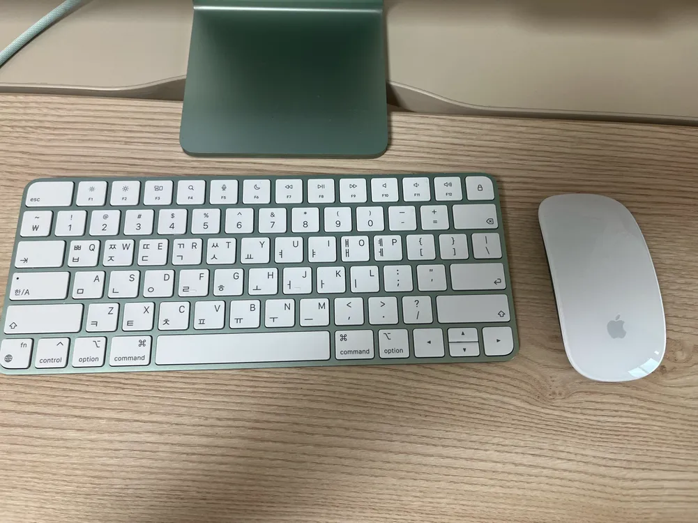 아이맥 21년 24인치 ssd 256GB, ram8GB 이미지