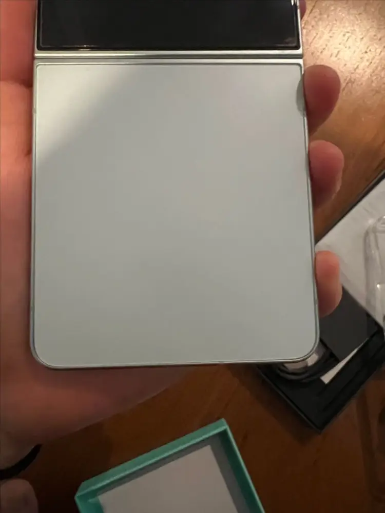 갤럭시 z플립 7 512gb 풀박 a급 이미지