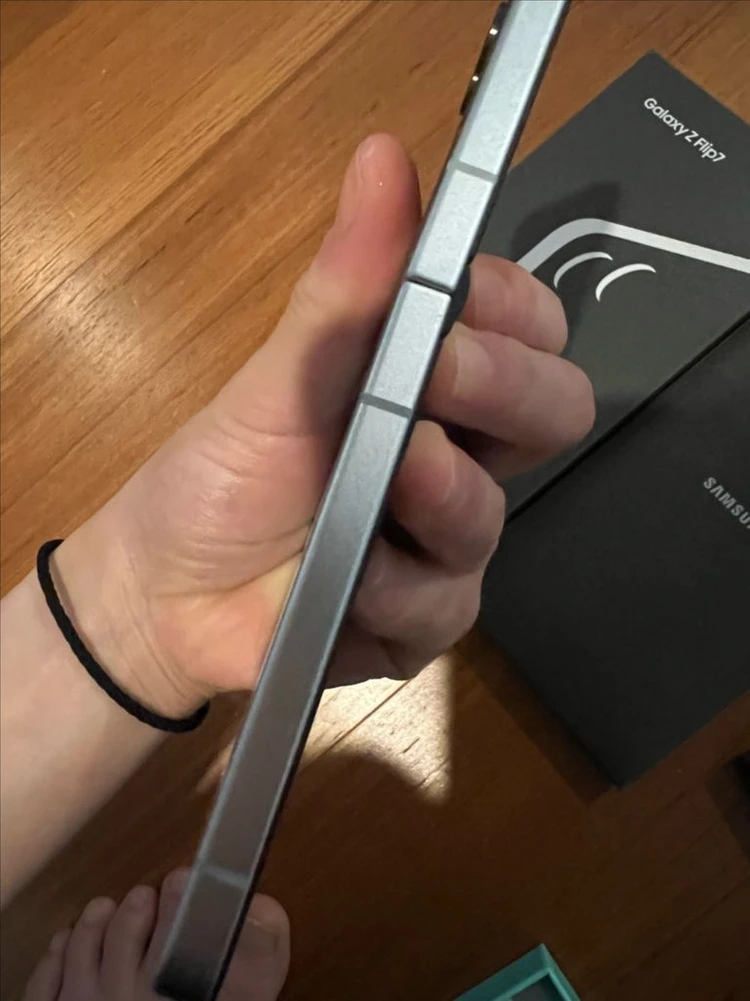갤럭시 z플립 7 512gb 풀박 a급 이미지