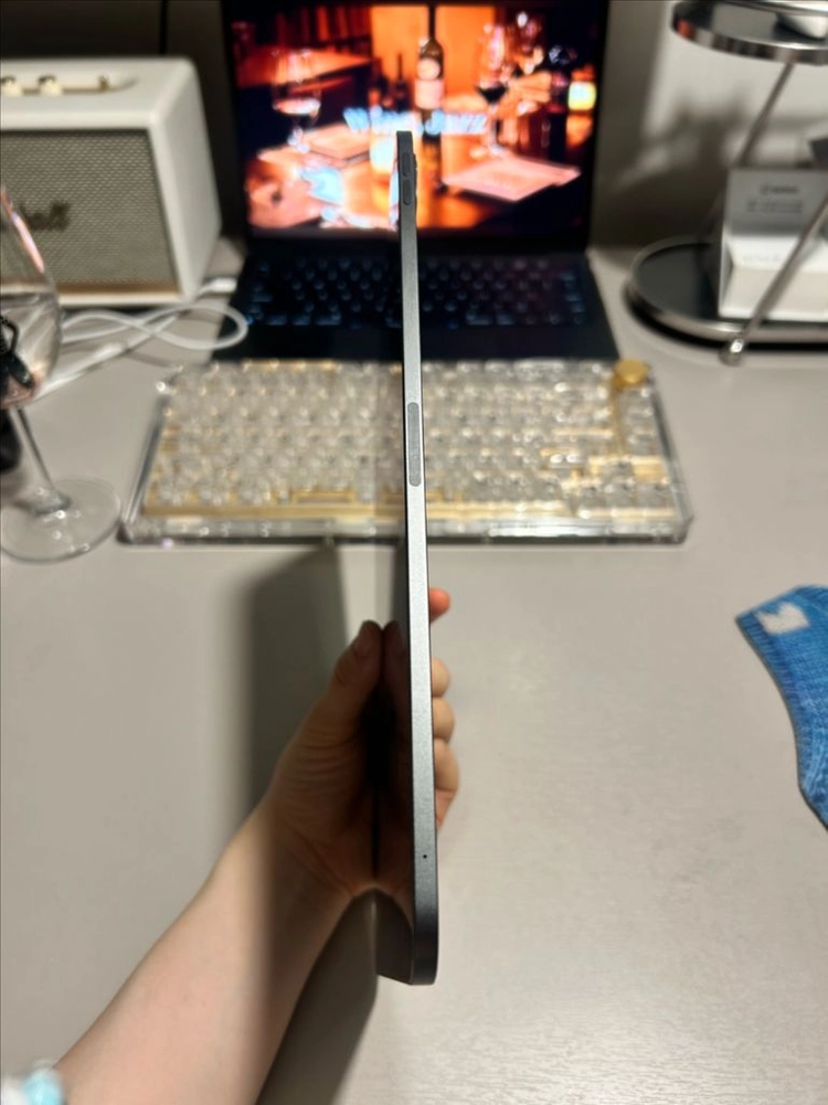 아이패드 프로 ipad pro 11 256g M4 wifi (액정일부파손/배터리성능100) 스페이스그레이 이미지