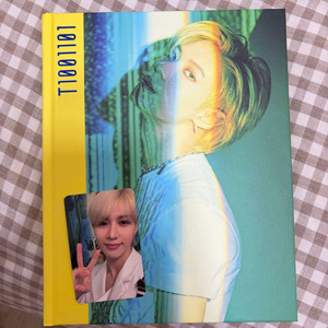 태민 콘서트 화보집 T1001101 포카 포함 이미지