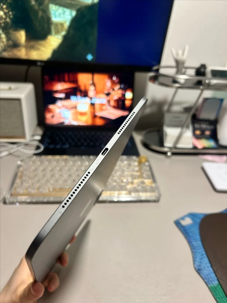 아이패드 프로 ipad pro 11 256g M4 wifi (액정일부파손/배터리성능100) 스페이스그레이 이미지