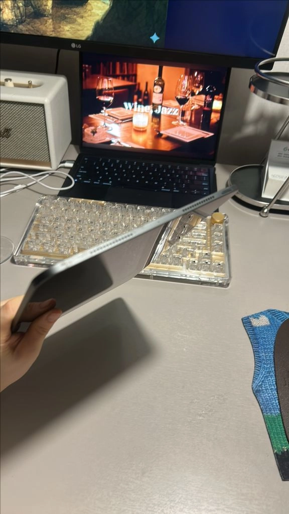 아이패드 프로 ipad pro 11 256g M4 wifi (액정일부파손/배터리성능100) 스페이스그레이 이미지