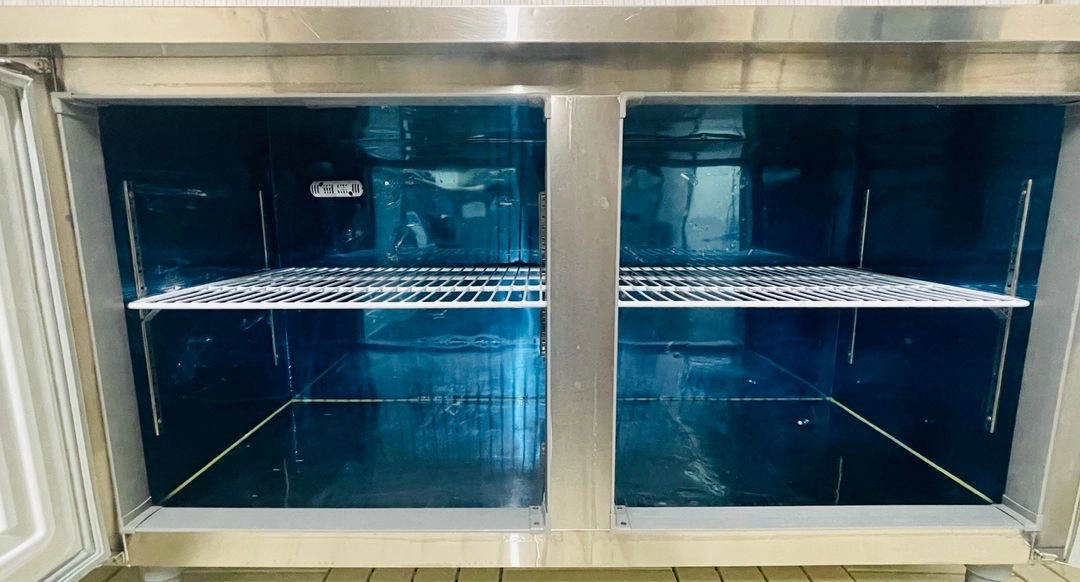 업소용 1800 테이블 냉장고 이미지