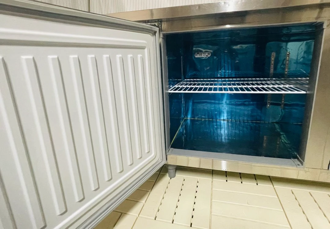 업소용 1800 테이블 냉장고 이미지