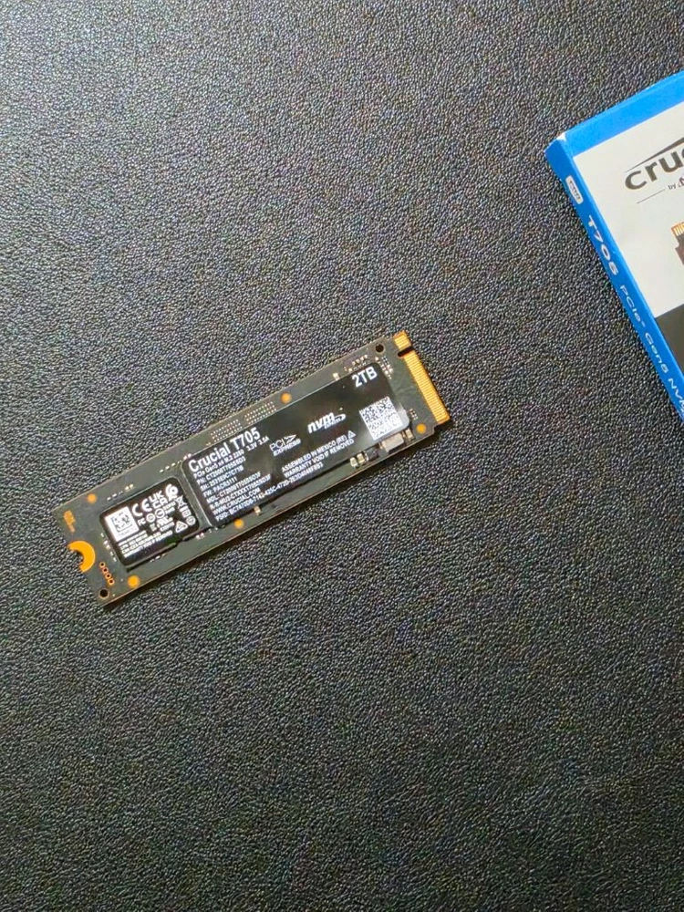 [거의 새것] 마이크론 크루셜 T705 2TB Gen5 M.2 SSD 이미지
