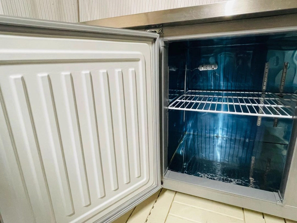 업소용 1500 테이블 냉장고 이미지