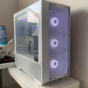 i9-13900k rtx 4070ti 게이밍 컴퓨터 본체 이미지