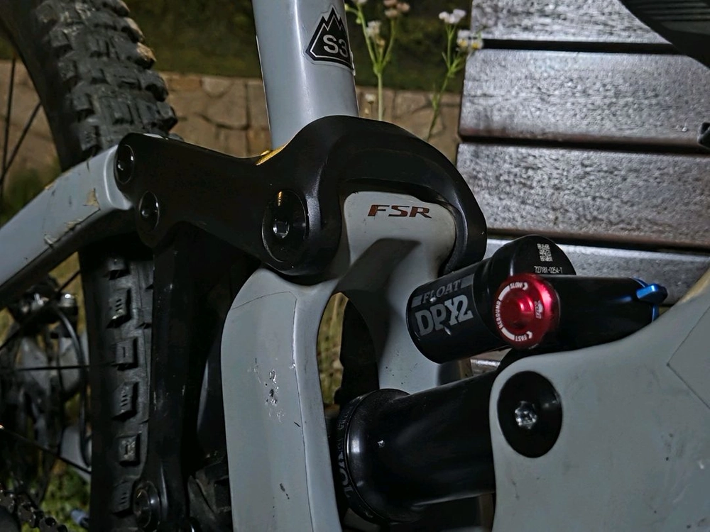 풀샥 mtb 엔듀로 이미지