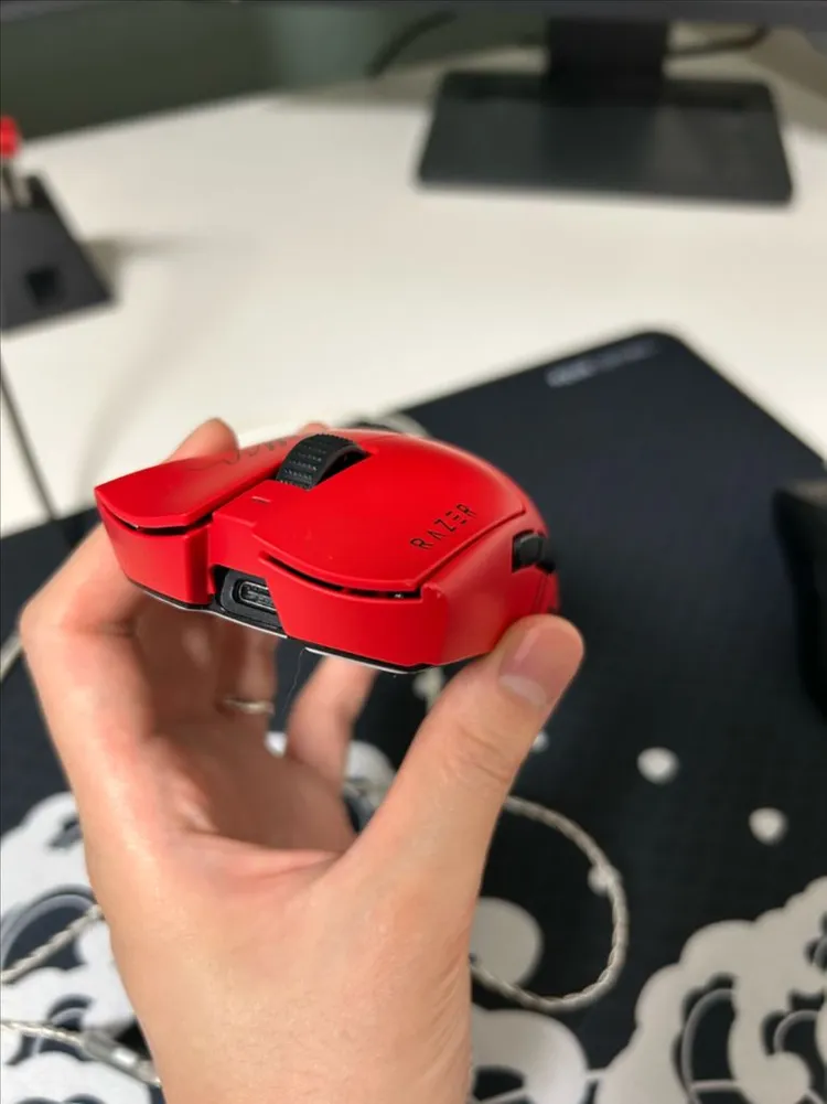 레이저 바이퍼 viper v3 pro 페이커 에디션 판매합니다 이미지