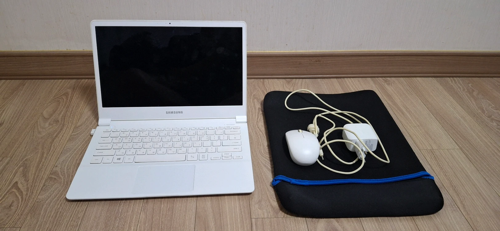 삼성노트북 9 Always 모델명 NT900X3H 이미지