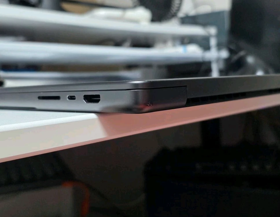 M4 MAX 128GB 맥북 프로 1TB 애플케어+ 이미지
