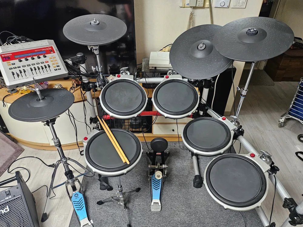 Yamaha DTXTREME II 전자 드럼 이미지