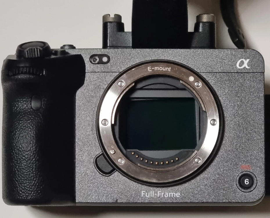 Sony FX3 + FE 24-70mm F2.8 GM + XLR 핸들 세트 이미지